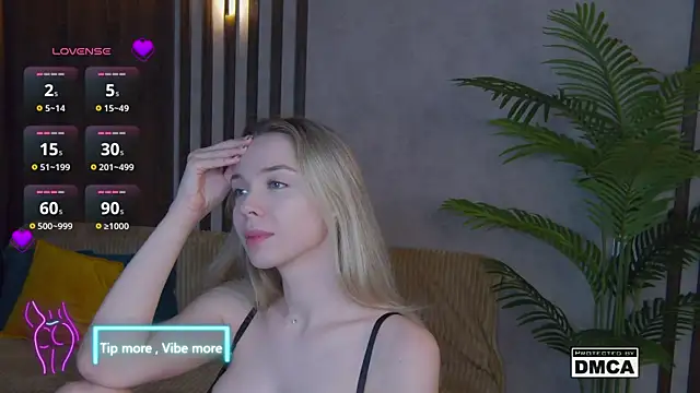 Holl1Would online show from February 2025 03:34:02 AM