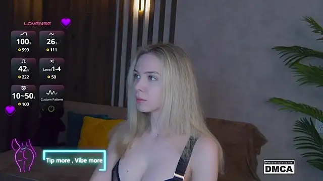 Holl1Would online show from March 2025 07:20:02 PM