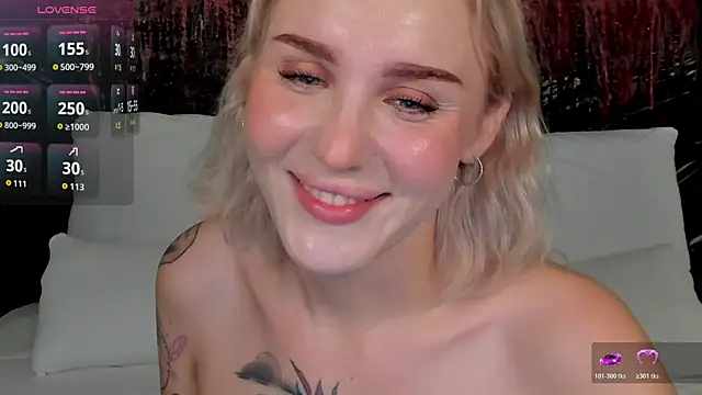 LianaFord online show from October 2025 09:59:02 PM