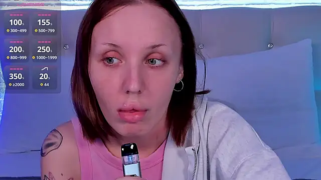 LianaFord online show from May 2026 04:28:02 AM