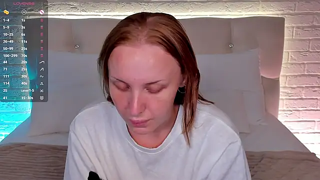 LianaFord online show from June 2026 05:01:01 AM