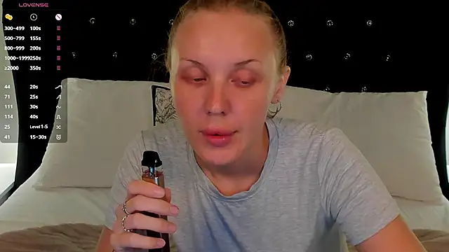 LianaFord online show from June 2026 05:27:01 AM