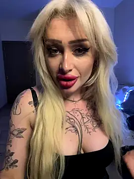 Snapshot of JennaLinn chatting on October 2025 01:28:01 AM JennaLinn online show from October 2025 01:28:01 AM