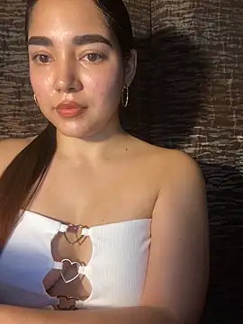 DulceChloe99 online show from February 2026 07:12:02 PM