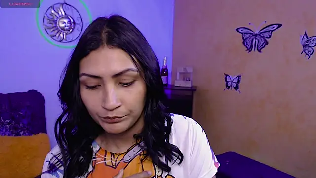 leah-666 online show from March 2025 01:45:01 PM