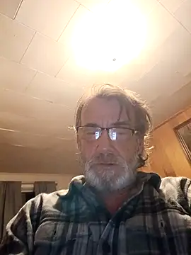 Snapshot of OralDesires2 chatting on November 2025 12:32:02 AM OralDesires2 online show from November 2025 12:32:02 AM