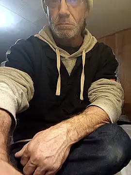 Snapshot of OralDesires2 chatting on December 2025 11:00:02 PM OralDesires2 online show from December 2025 11:00:02 PM