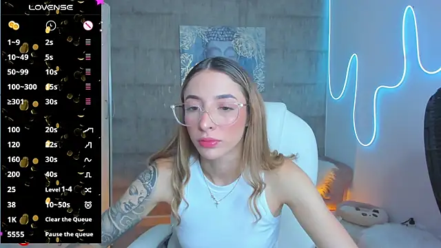 Snapshot of barbie_scoth_ chatting on January 2025 10:58:02 PM barbie scoth online show from January 2025 10:58:02 PM