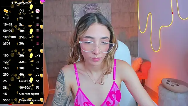 Snapshot of barbie_scoth_ chatting on January 2025 07:45:01 PM barbie scoth online show from January 2025 07:45:01 PM