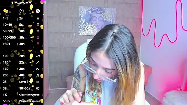 Snapshot of barbie_scoth_ chatting on March 2025 10:31:02 PM barbie scoth online show from March 2025 10:31:02 PM