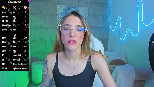 Snapshot of barbie_scoth_ chatting on March 2025 09:13:02 PM barbie scoth online show from March 2025 09:13:02 PM