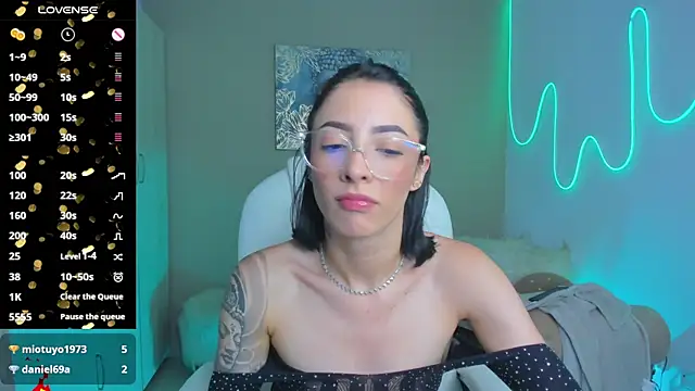 Snapshot of barbie_scoth_ chatting on September 2025 08:03:01 PM barbie scoth online show from September 2025 08:03:01 PM