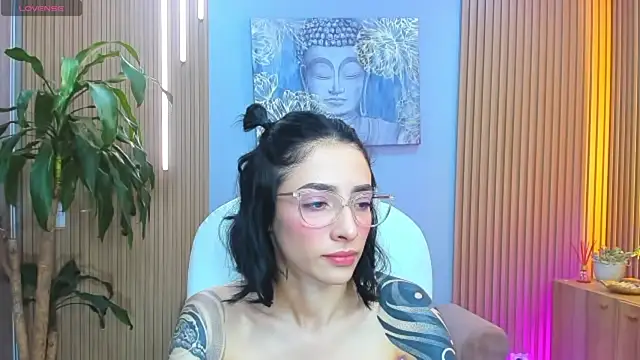 barbie scoth  online show from May 2026 01:33:01 AM