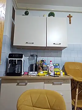 Snapshot of NathalieDream chatting on October 2025 06:59:01 AM NathalieDream online show from October 2025 06:59:01 AM