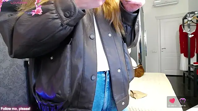 KateJonson online show from September 2025 07:02:01 AM