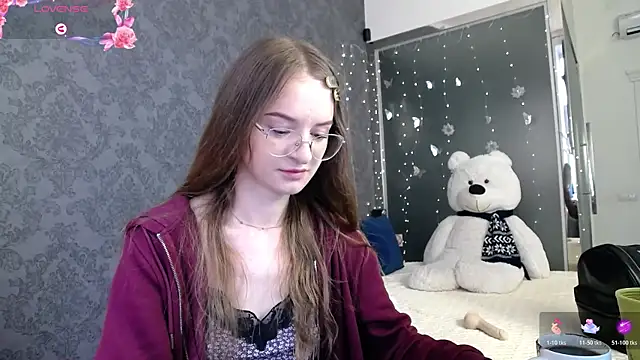 KateJonson online show from June 2026 06:56:02 AM
