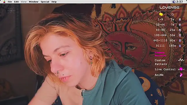 Kryptosworld online show from February 2025 01:38:01 PM