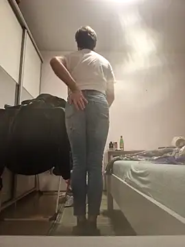 HouseOfCums online show from October 2025 03:42:01 AM