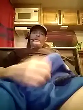 truckerlove69 online show from December 2024 04:55:02 PM