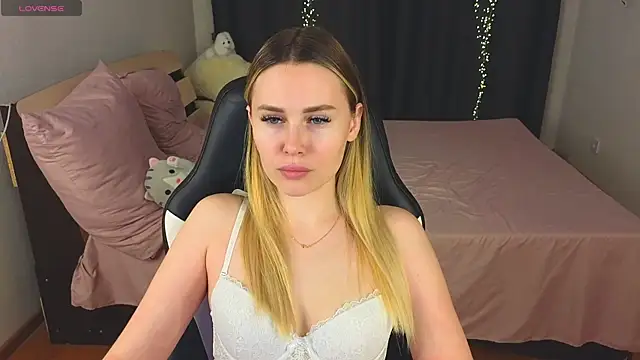 Snapshot of Alenca_hot_sex chatting on February 2025 02:50:02 PM Alenca hot sex online show from February 2025 02:50:02 PM