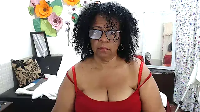 Snapshot of Yayis-hot-sexyw chatting on February 2025 09:17:02 PM Yayis-hot-sexyw online show from February 2025 09:17:02 PM