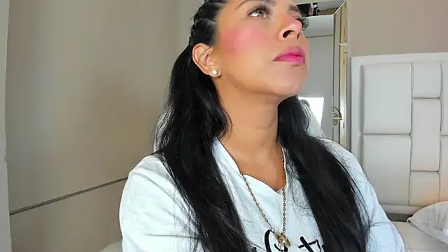  BunnyNaugthy online show from November 2025 12:05:01 PM