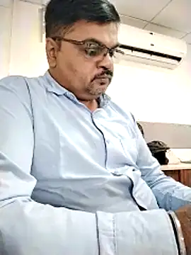 Snapshot of Desi_Londa_143 chatting on March 2026 04:49:02 AM Desi Londa 143 online show from March 2026 04:49:02 AM