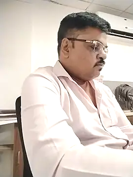 Desi Londa 143 online show from May 2026 04:12:02 PM