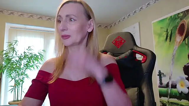 HotLana69 online show from May 2026 05:19:01 PM