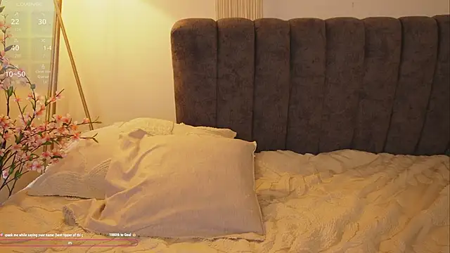 bunnycuteshy online show from September 2025 02:20:01 PM