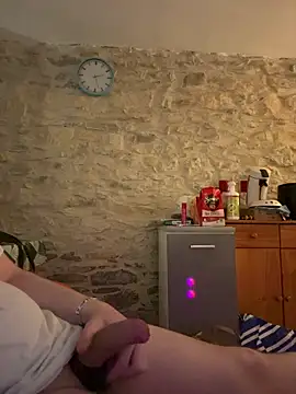 yann2392 online show from April 2026 03:05:01 PM