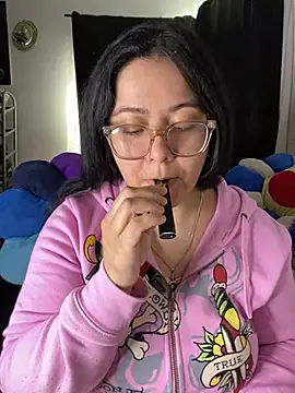 Snapshot of MsConejitaa chatting on March 2025 05:37:01 PM MsConejitaa online show from March 2025 05:37:01 PM