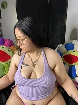 Snapshot of MsConejitaa chatting on April 2026 03:12:01 PM MsConejitaa online show from April 2026 03:12:01 PM