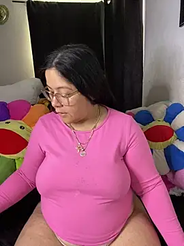 Snapshot of MsConejitaa chatting on May 2026 03:44:02 PM MsConejitaa online show from May 2026 03:44:02 PM