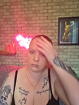 Melissa1994- online show from April 2026 04:01:01 PM