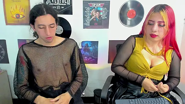 Snapshot of shelby__hotshoww chatting on January 2025 05:05:01 PM shelby hotshoww online show from January 2025 05:05:01 PM