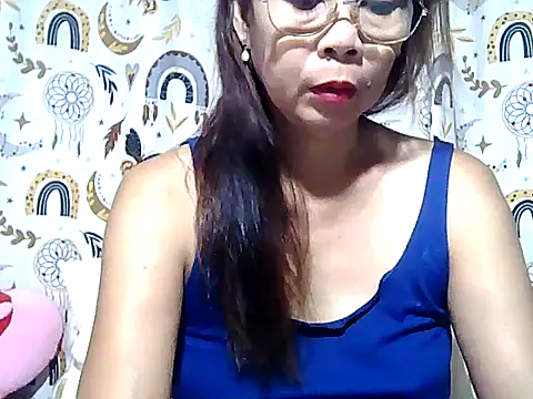 urwife tobe online show from May 2026 01:19:01 PM