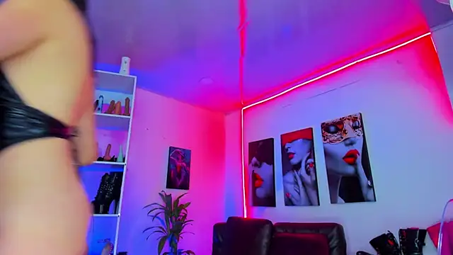 kayilyn online show from February 2025 12:06:02 PM