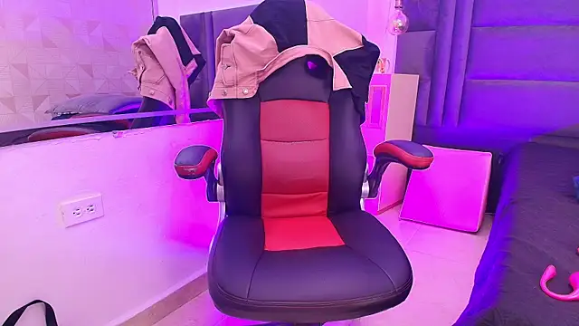 Snapshot of arletmss chatting on February 2025 11:54:02 AM arletmss online show from February 2025 11:54:02 AM