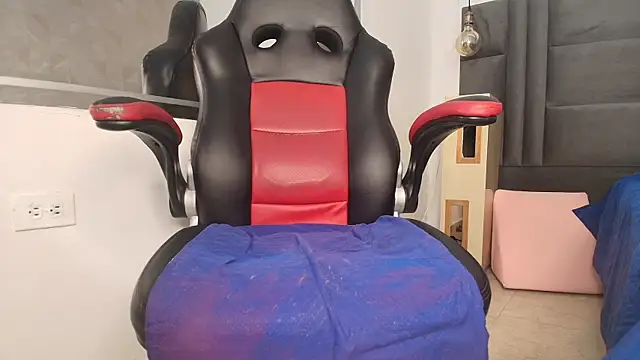 Snapshot of arletmss chatting on March 2025 11:53:02 AM arletmss online show from March 2025 11:53:02 AM