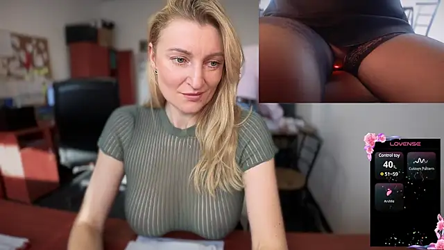 Snapshot of legsLONG chatting on February 2025 10:48:02 AM legsLONG online show from February 2025 10:48:02 AM