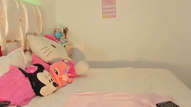 Snapshot of viioolleettaa chatting on January 2025 04:59:01 AM viioolleettaa online show from January 2025 04:59:01 AM