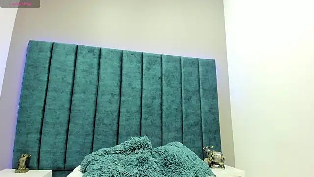 DanielleEvans  online show from February 2026 11:26:02 AM