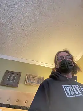 odieopie73 online show from January 2025 05:14:01 PM