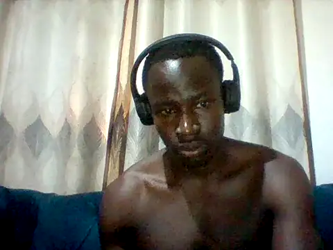 Snapshot of mclntz_bbc chatting on June 2026 01:35:02 PM mclntz bbc online show from June 2026 01:35:02 PM