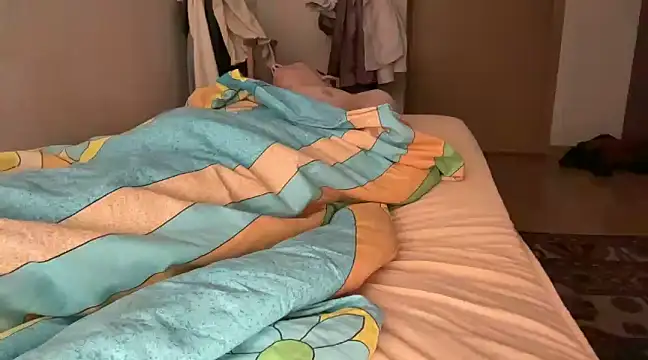 Lamonteik online show from March 2025 11:31:02 PM