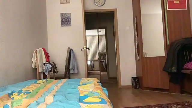 Lamonteik online show from February 2026 09:00:01 PM