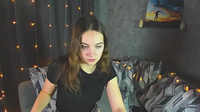 Snapshot of KristinaLoison chatting on February 2025 05:48:01 PM KristinaLoison online show from February 2025 05:48:01 PM