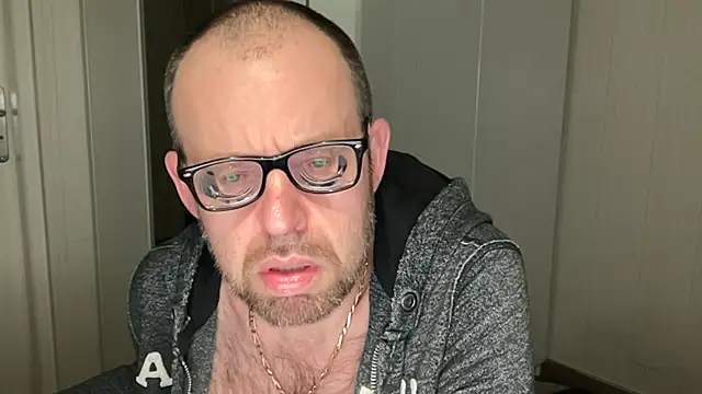 FABIOGLASSES online show from November 2025 12:32:01 AM