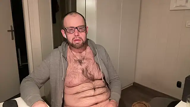 FABIOGLASSES online show from November 2025 11:48:01 PM